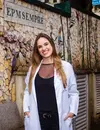 Dra. Carina Silveira Massaro - Especialista em Eletroneuromiografia e Neurologia
